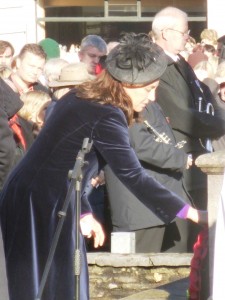 Nikki Barton laying wreath for SCC